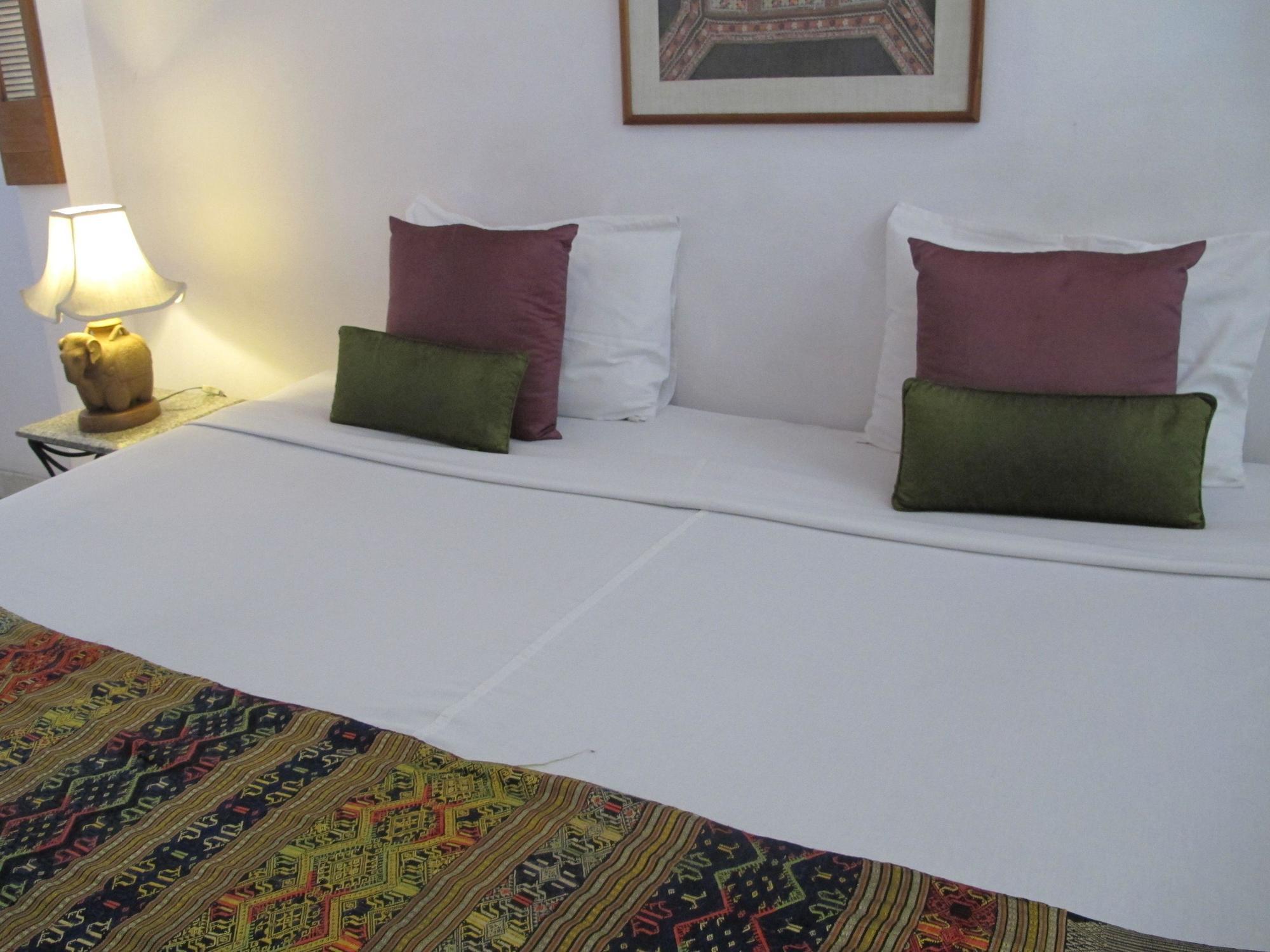 The Red Hibicus Guest House Chiang Mai Eksteriør billede